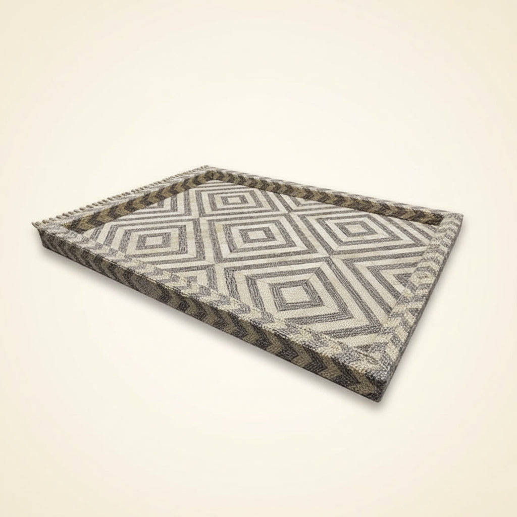 Bone/Horn Etched Geometric Tray
