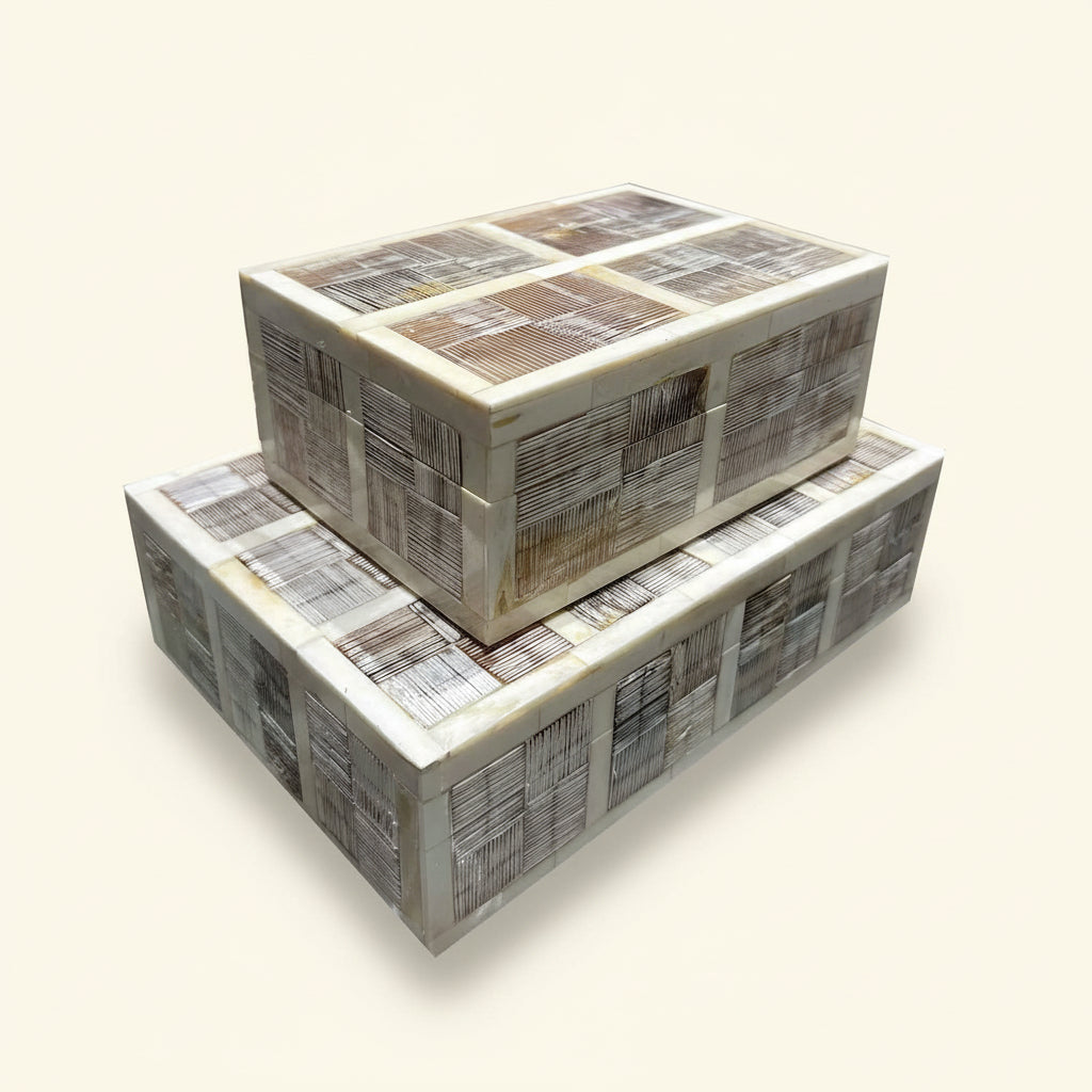 Etched Horn Square Box