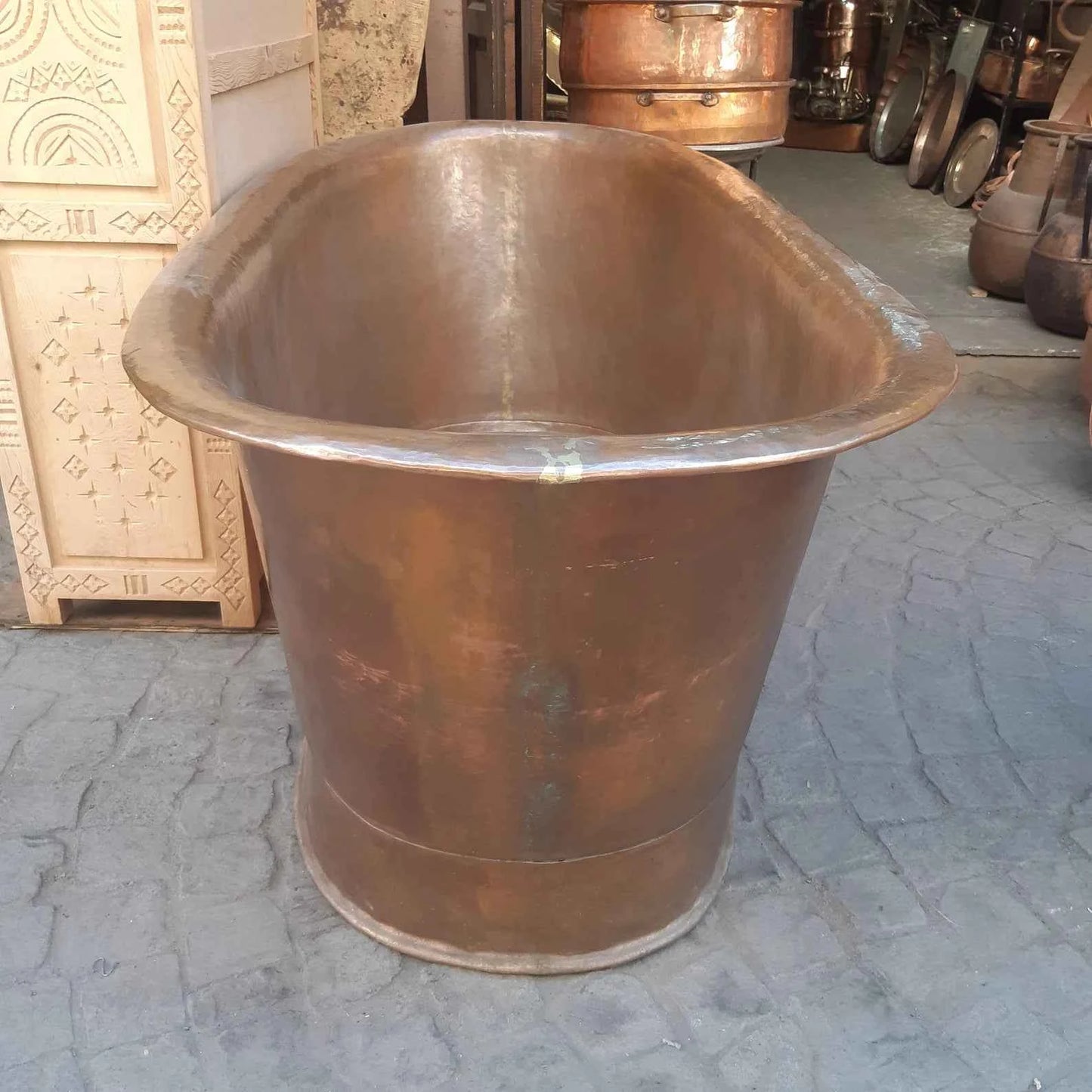 Handcrafted Natural Copper Bathtub: Vintage Freestanding Slipper Tub-HANSA HANDICRAFT