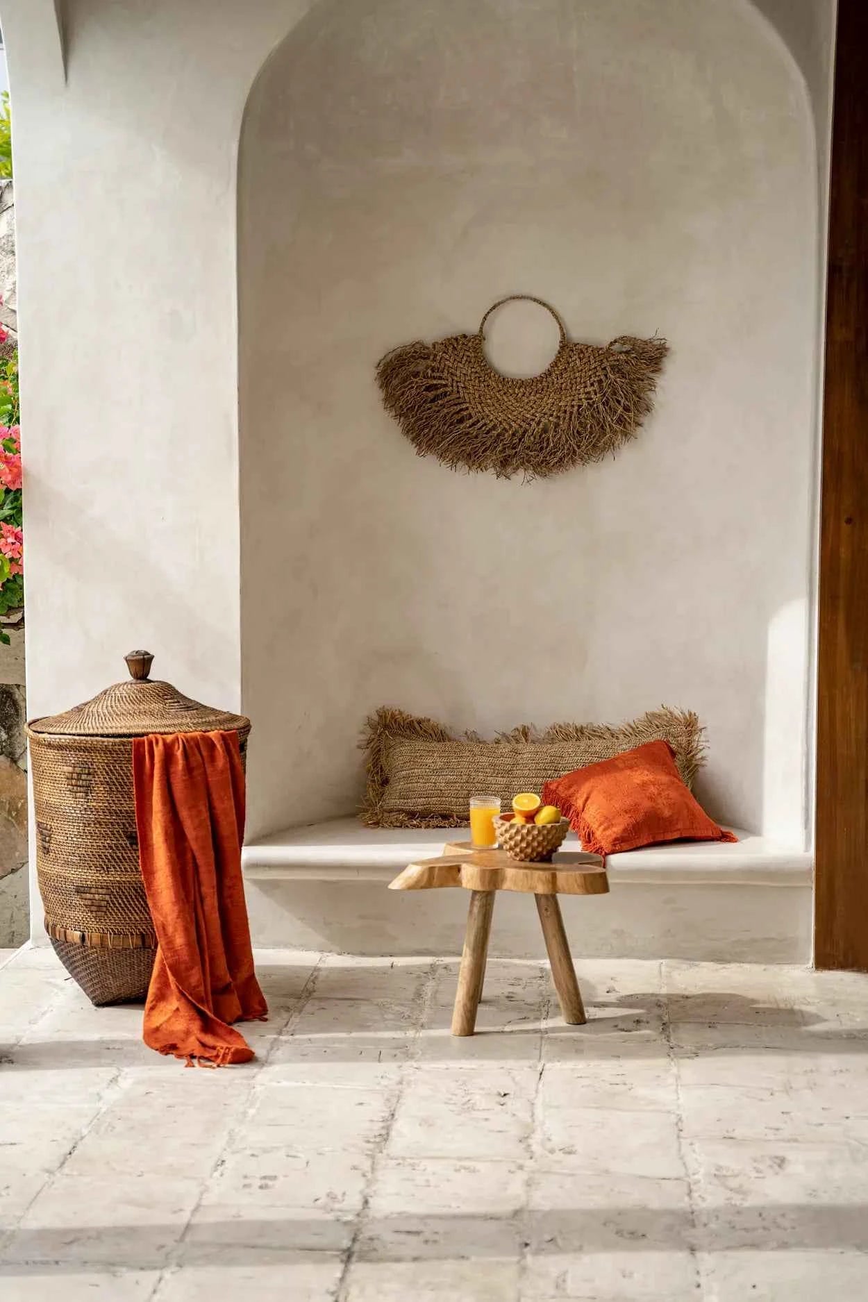 ORGANIC SIDE TABLE | NATURAL