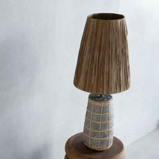 NAXOS TABLE LAMP | CONCRETE + NATURAL