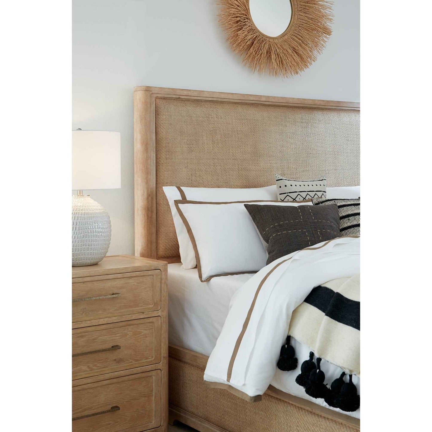 RETREAT NIGHTSTAND