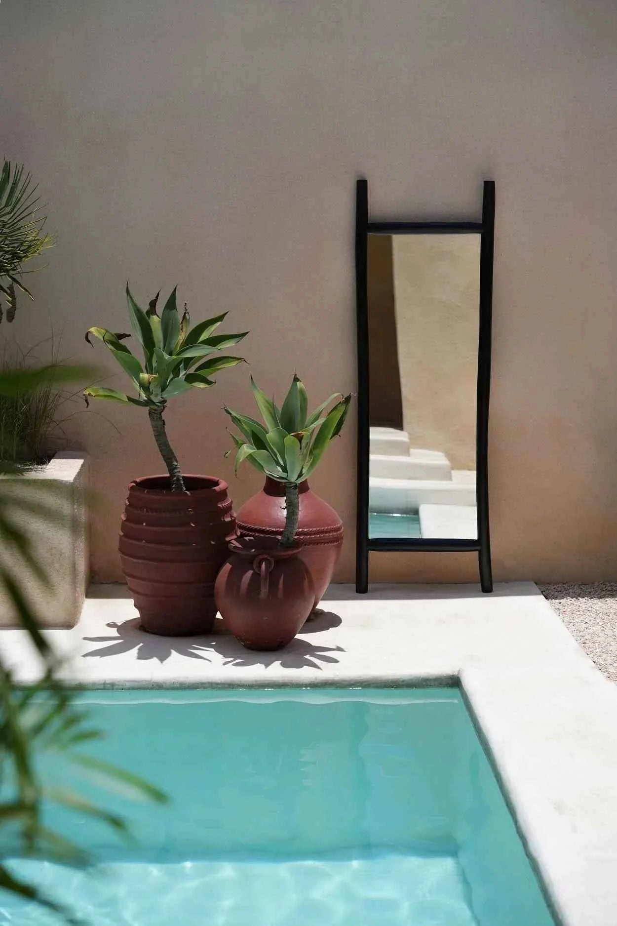 DRESSING ROOM FLOOR MIRROR | BLACK