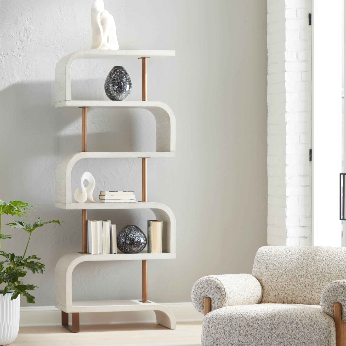 BISA MODERN WHITE ETAGERE