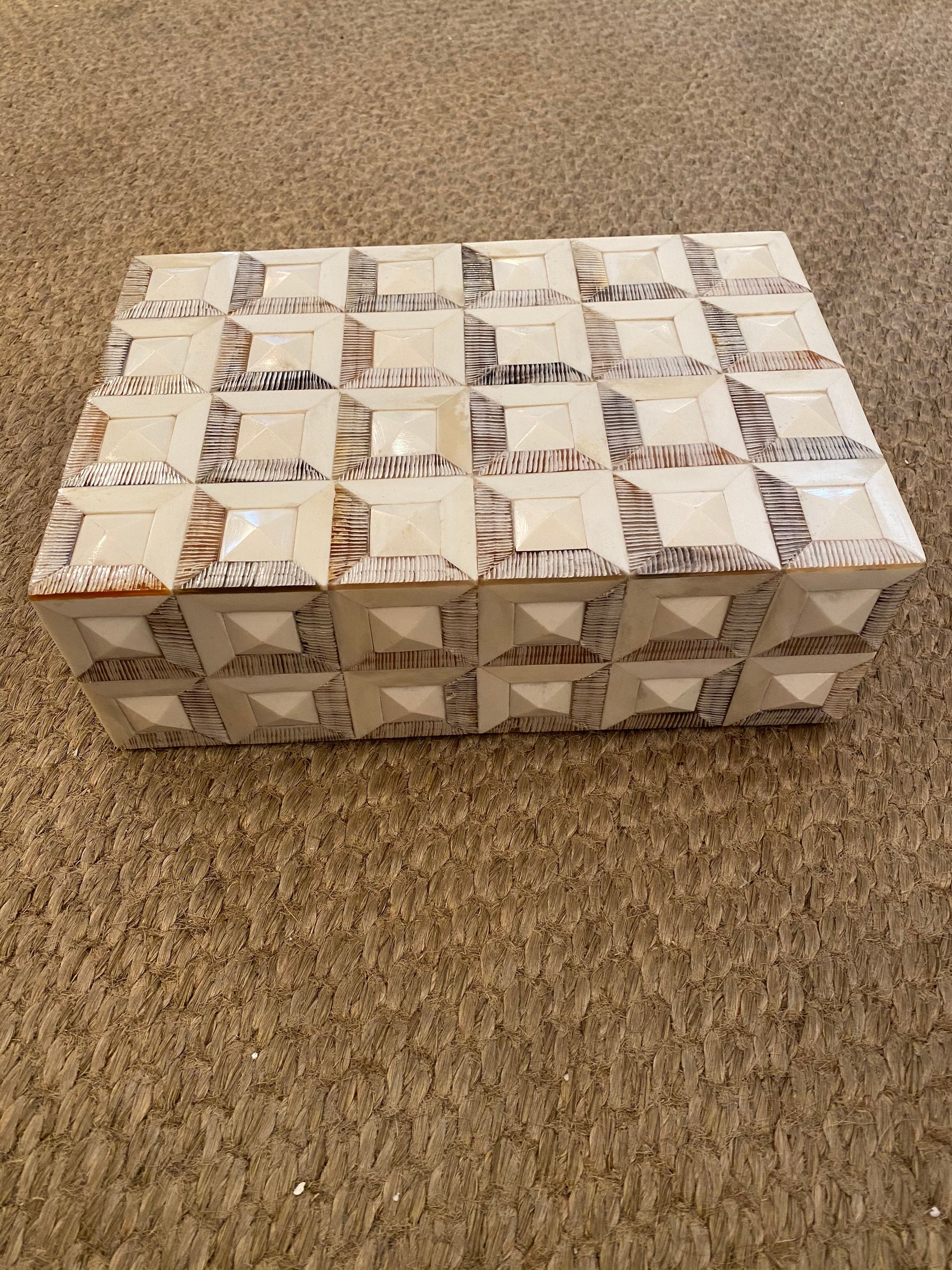 Square Diamond Box