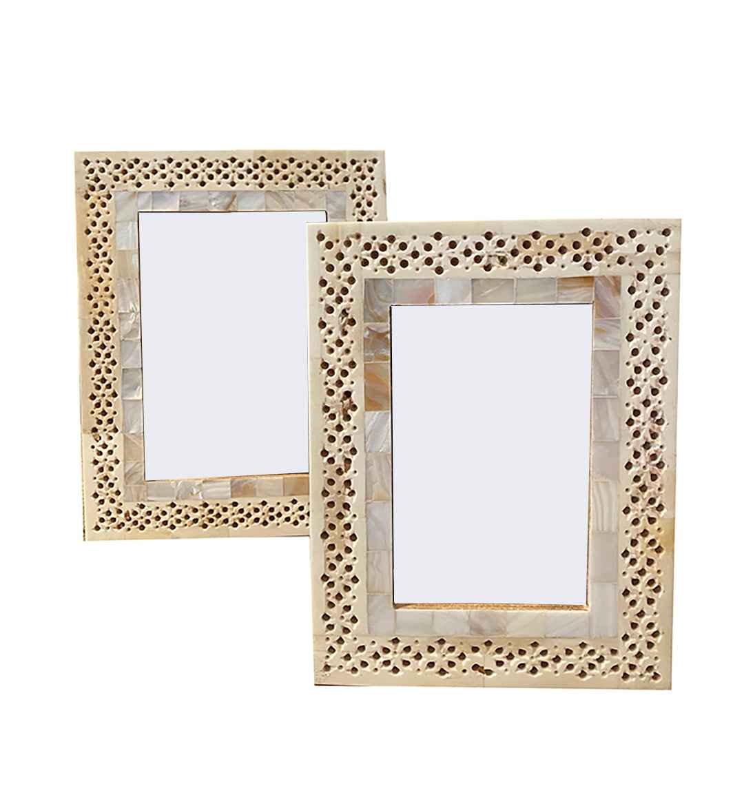 Lacey Frame