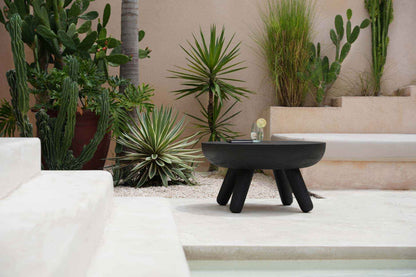 PIPLE COFFEE TABLE | BLACK | IN-OUTDOORS