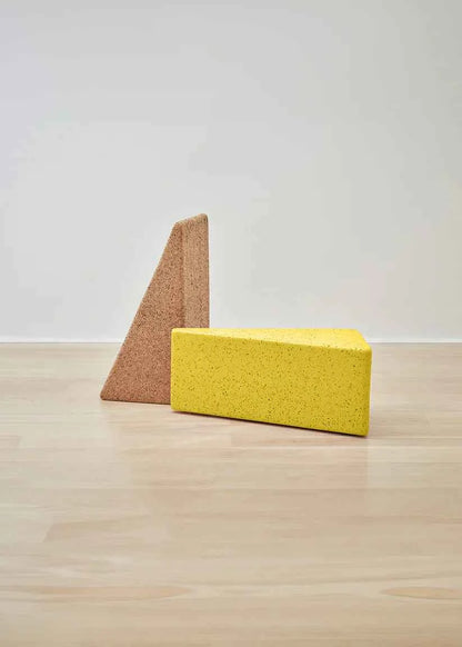 CORK TRIANGULAR SEAT +TABLE | VARIOUS COLORS