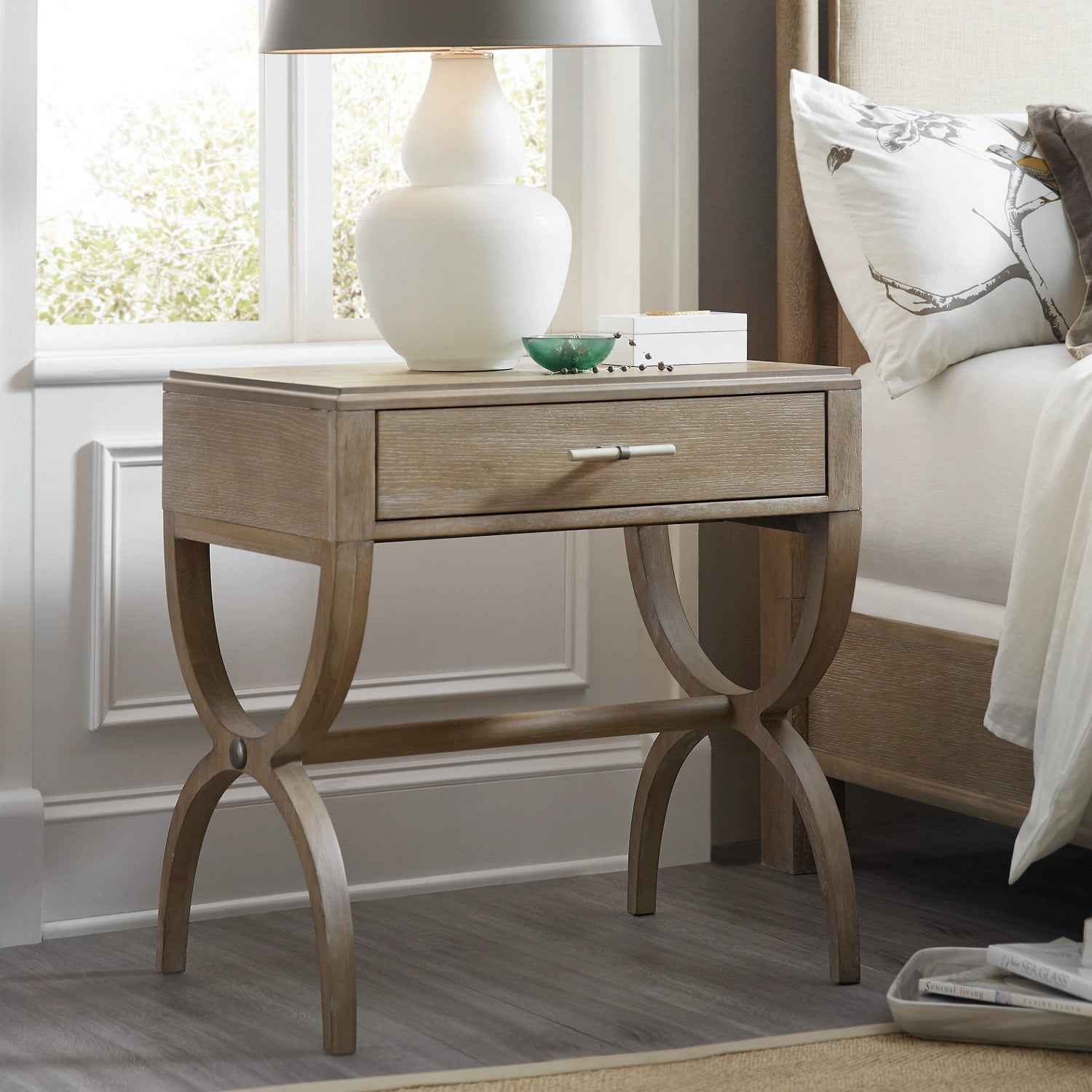 AFFINITY ONE-DRAWER NIGHT TABLE