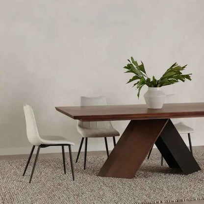 AXIOS DINING TABLE