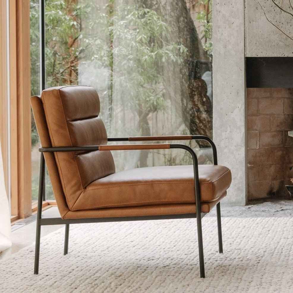 BAUER CHESTNUT LEATHER ARM CHAIR
