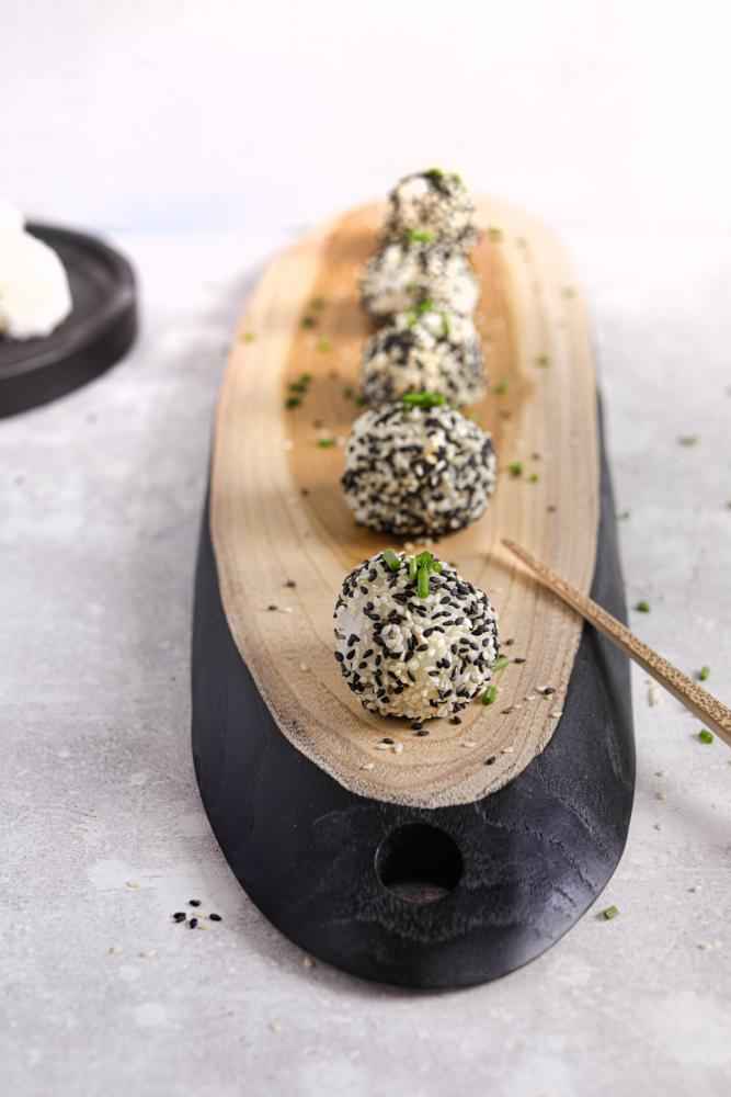 BONDI TAPAS PLATE | NATURAL + BLACK