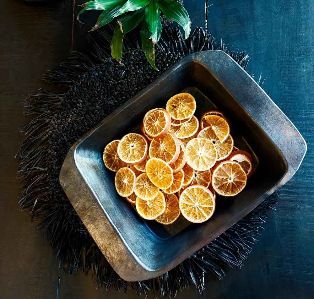 BURNED TERRACOTTA OVEN TRAY | BLACK