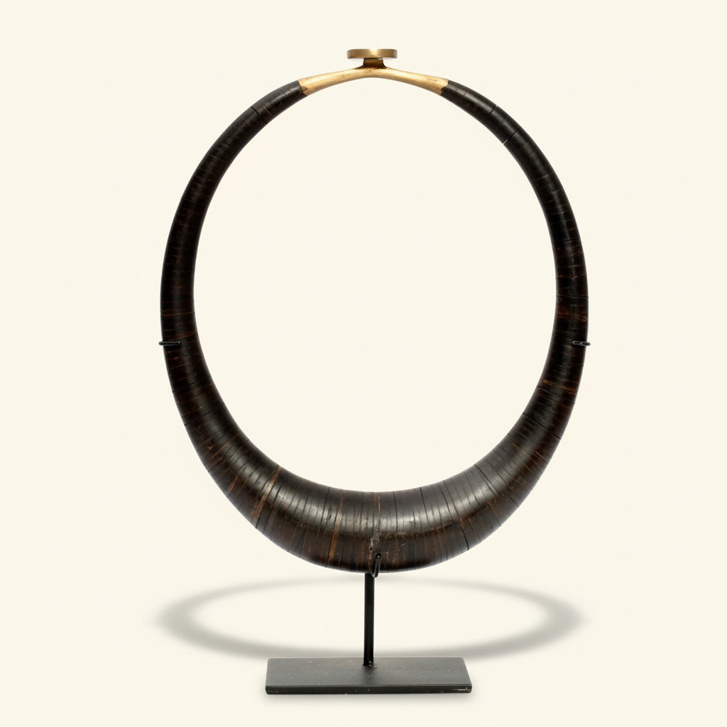 COCONUT AND BRASS ON STAND / BLACK