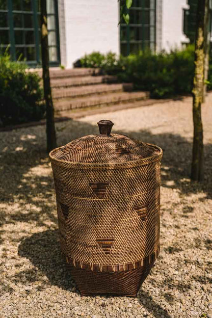 COLONIAL LAUNDRY BASKET WITH LID | NATURAL | XL