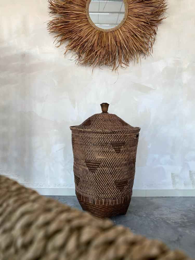 COLONIAL LAUNDRY BASKET WITH LID | NATURAL | XL