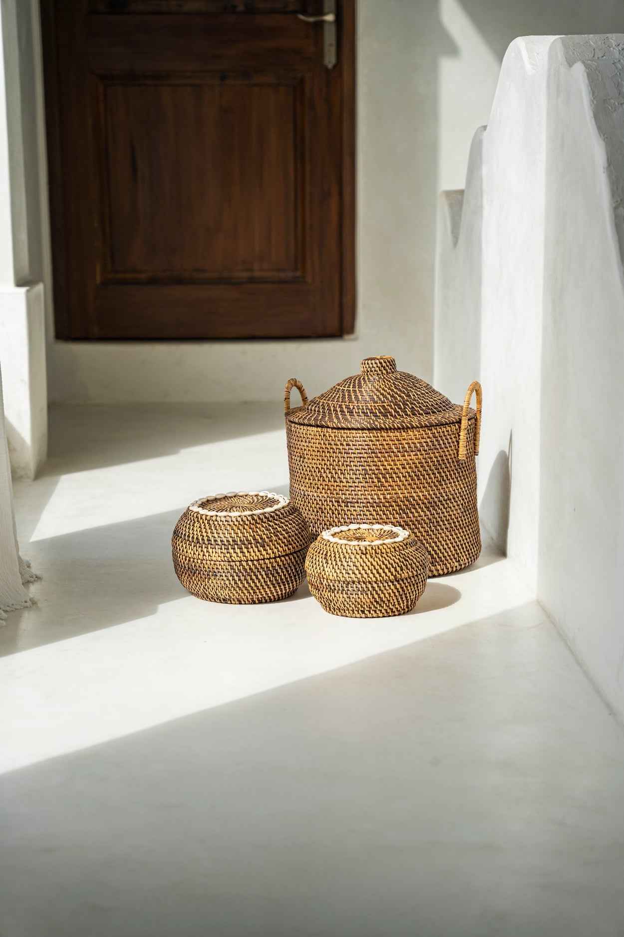 COLONIAL STORAGE BASKET WITH LID | RATTAN | 2 SIZES
