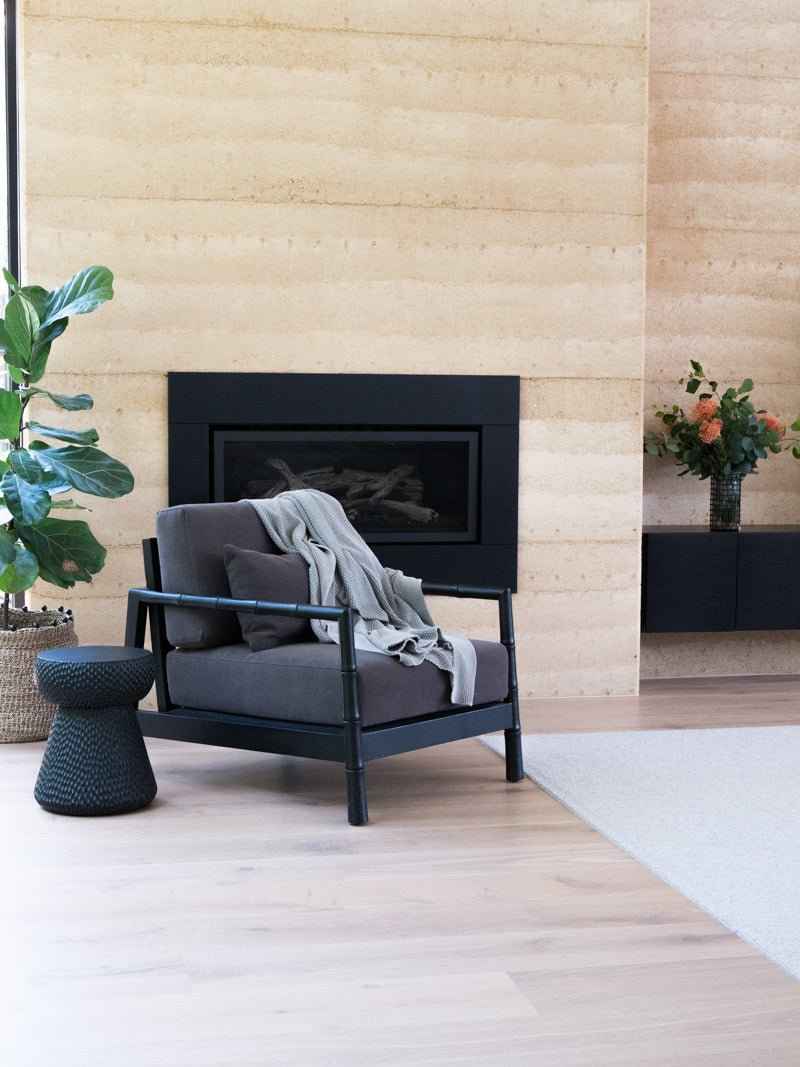 CORK STOOL + SIDE TABLE / BLACK