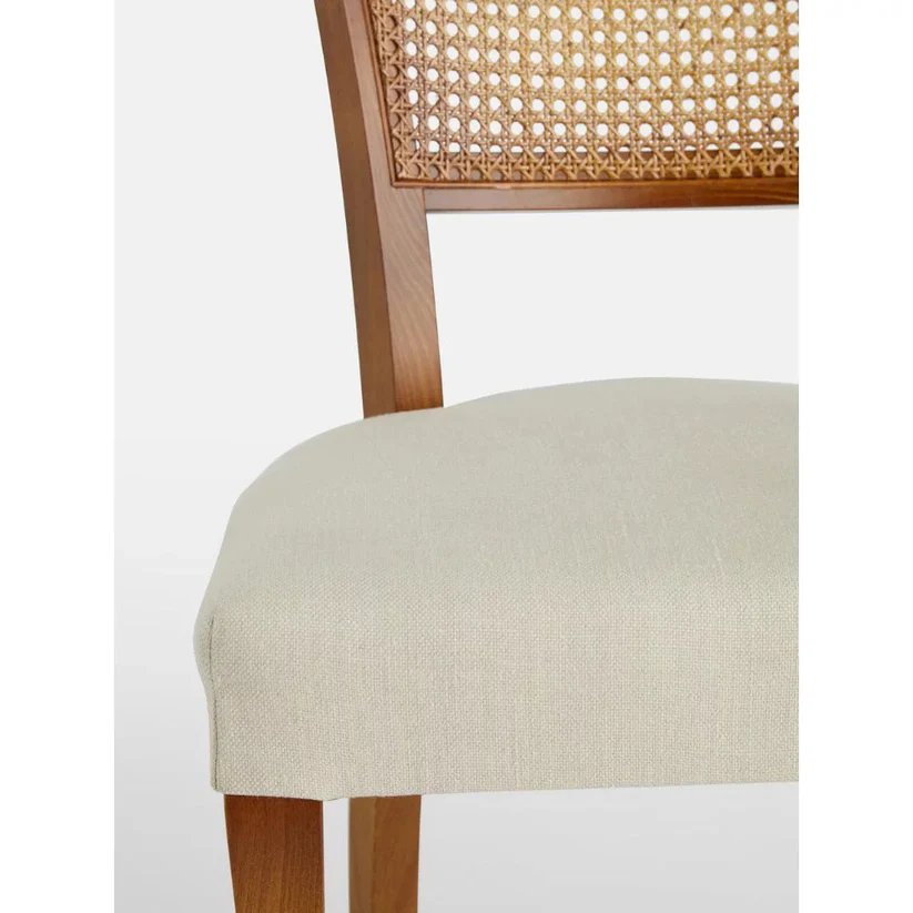 Discover the Modern Elegance of the Kayo Chair: Trendsetting Comfort for Your Home