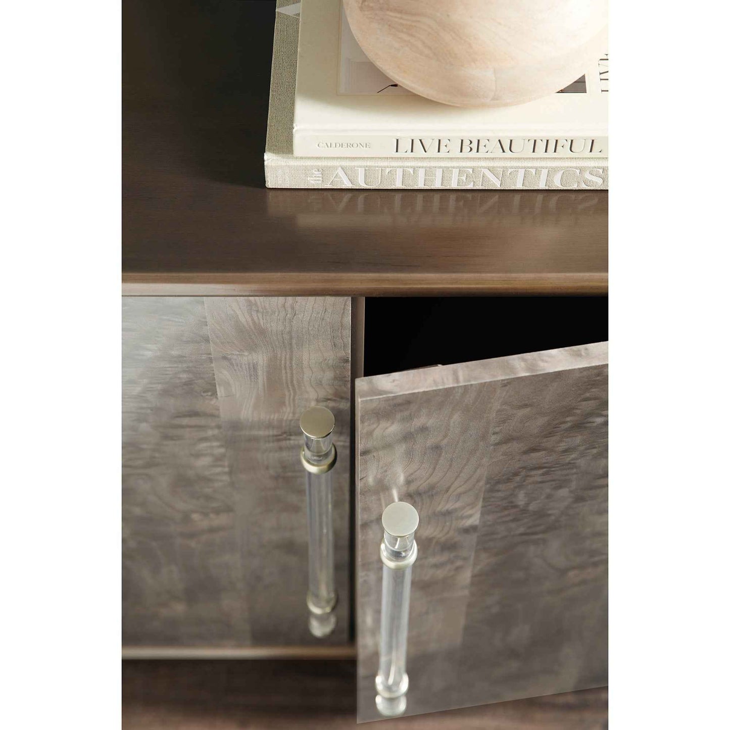 DORIAN ACCENT MEDIUM WOOD CHEST