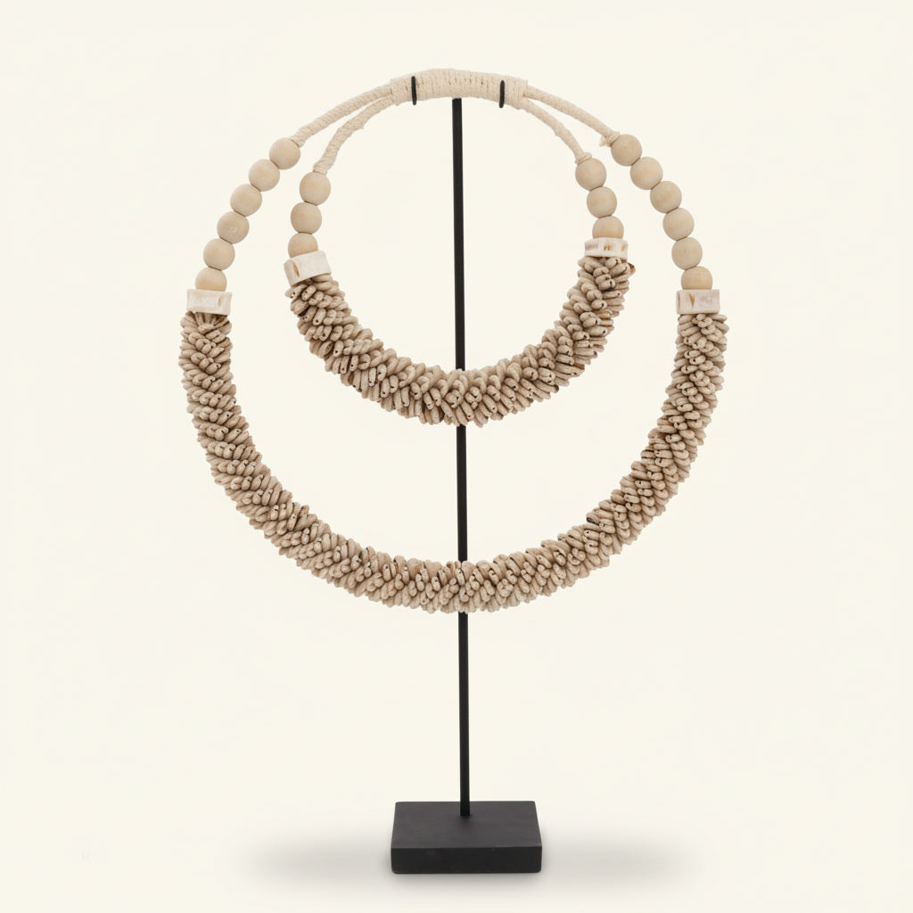 DOUBLE SHELL NECKLACE ON STAND | NATURAL