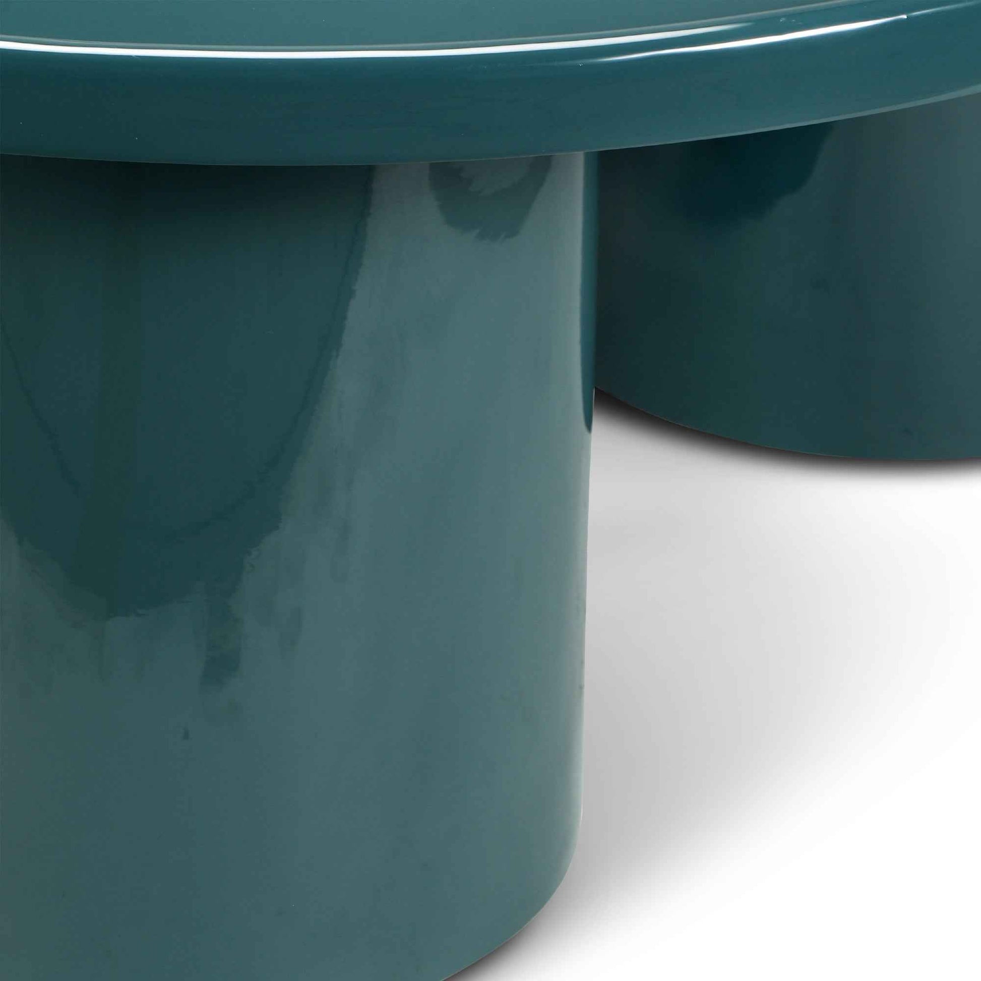 SOFIA ENAMEL ROUND COFFEE TABLE