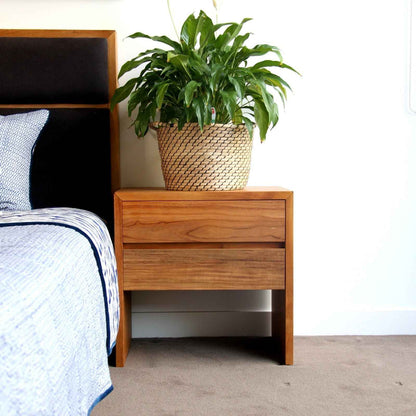 EGEAN (BED)SIDE TABLE | NATURAL TEAK