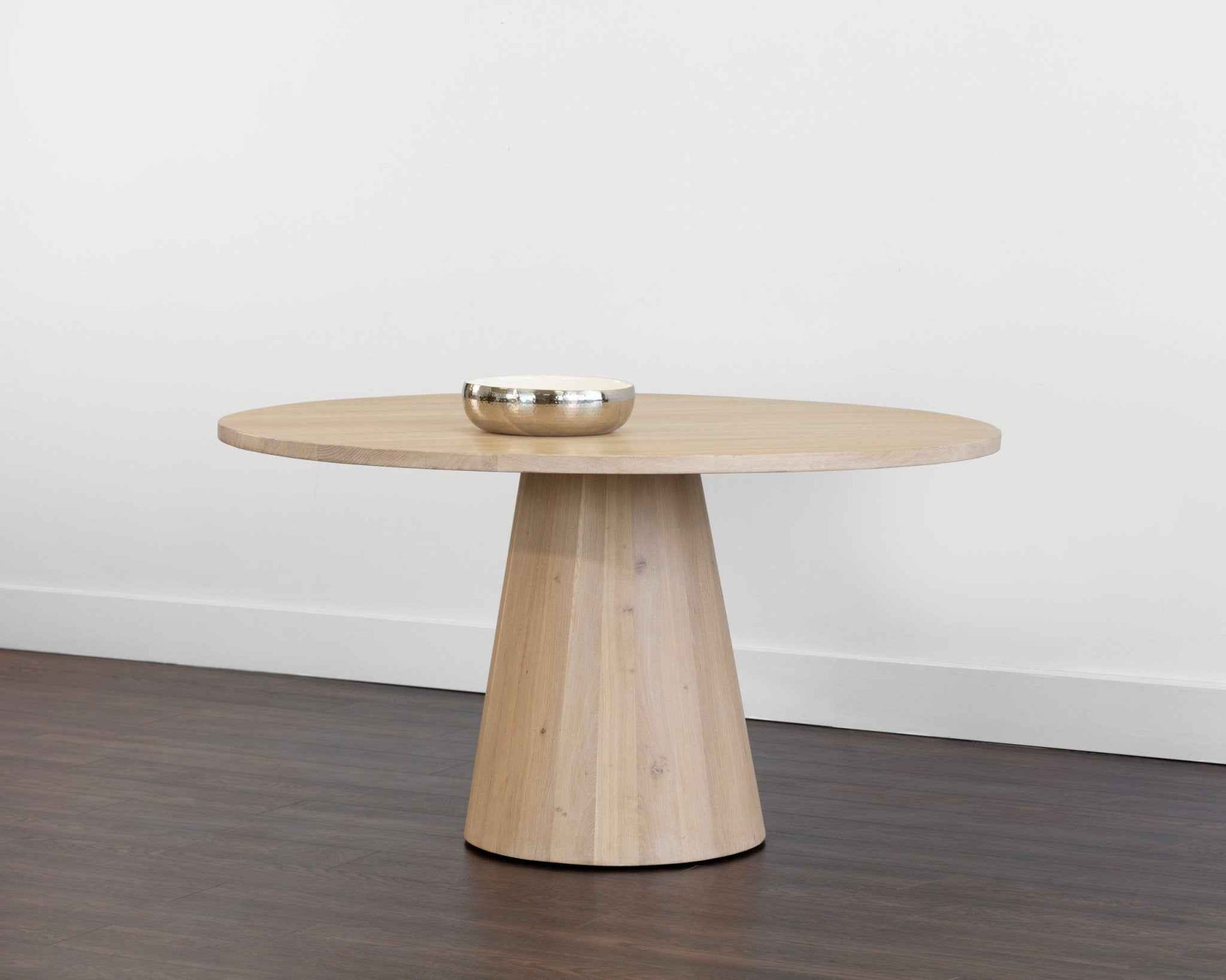 ELINA 54"ROUND DINING TABLE