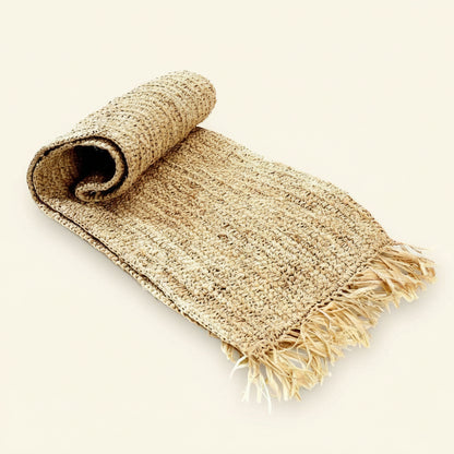 FRINGE RAFFIA TABLE RUNNER