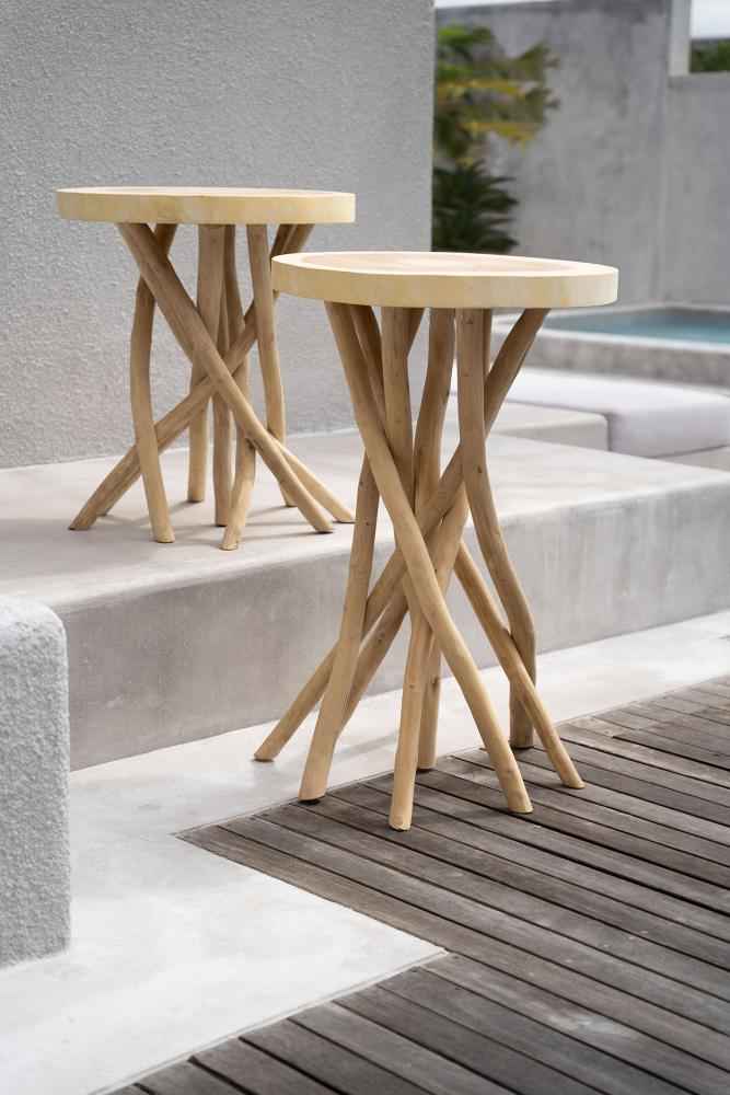 GILI SIDE TABLE