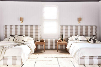 ICELAND (BED)SIDE TABLE | NATURAL