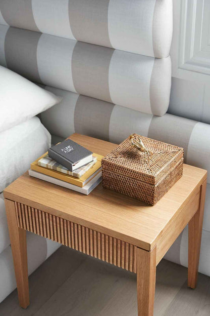 ICELAND (BED)SIDE TABLE | NATURAL