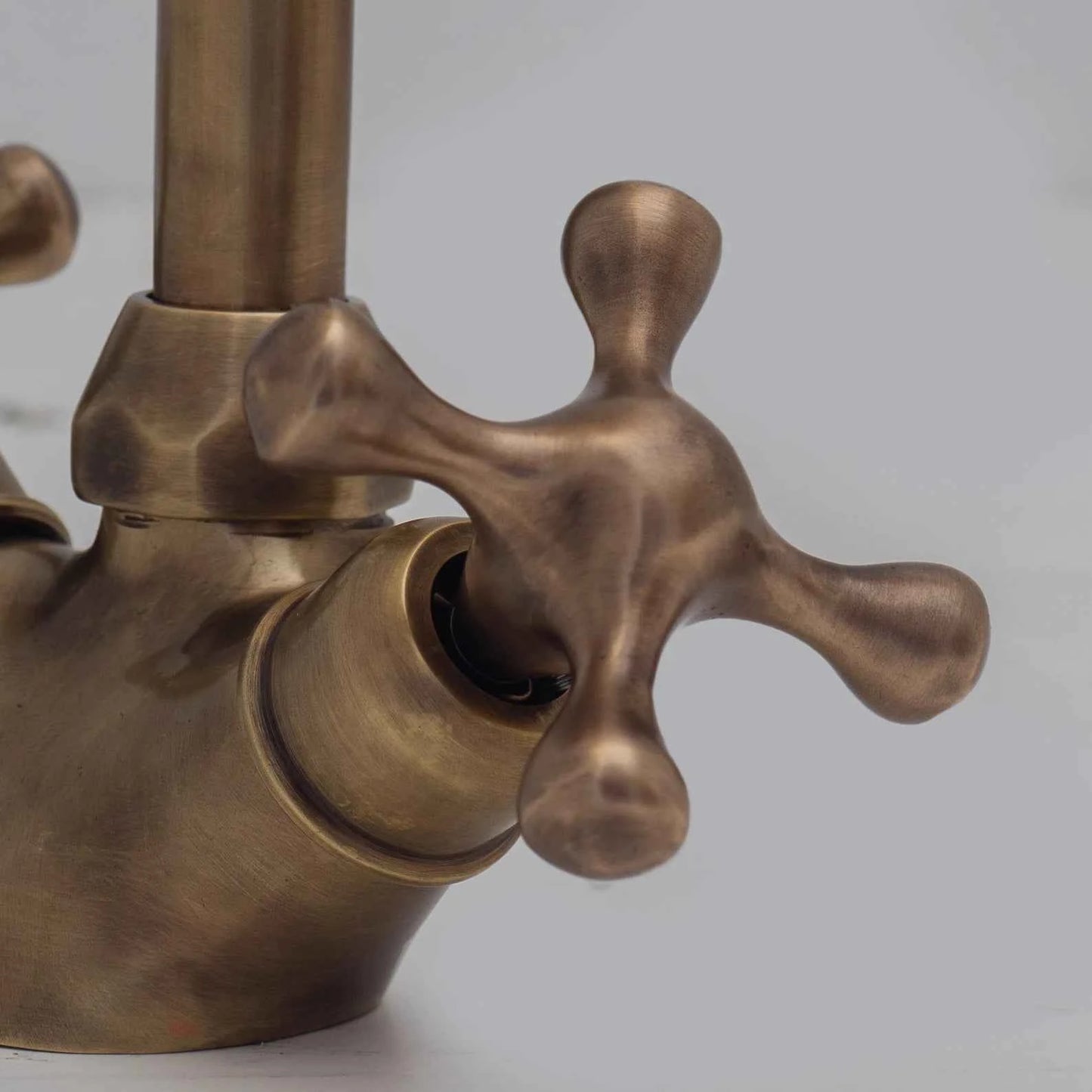 Elegant Luxury Bathroom Sink Faucet | Oil Rubbed Bronze Single Hole Antique Design | HANSA HANDICRAFT