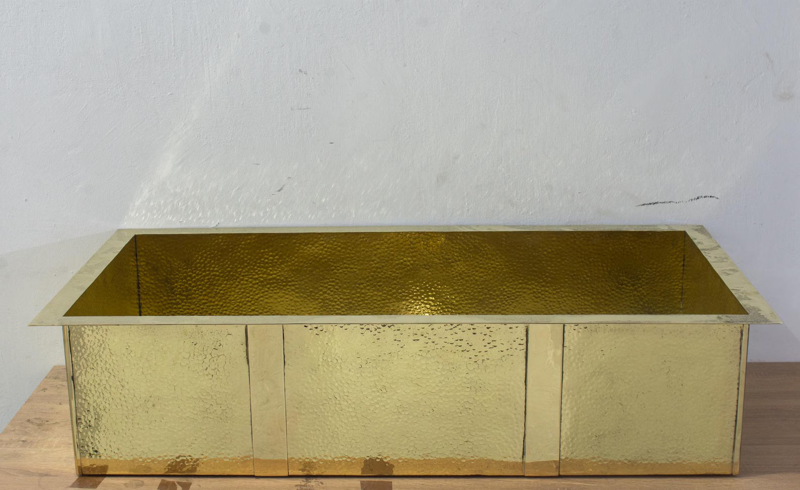 Opulent 40" Hammered Brass Farmhouse Sink | Luxury Unlacquered Solid Brass Kitchen Basin | Custom Undermount Single Bowl – HANSA HANDICRAFT