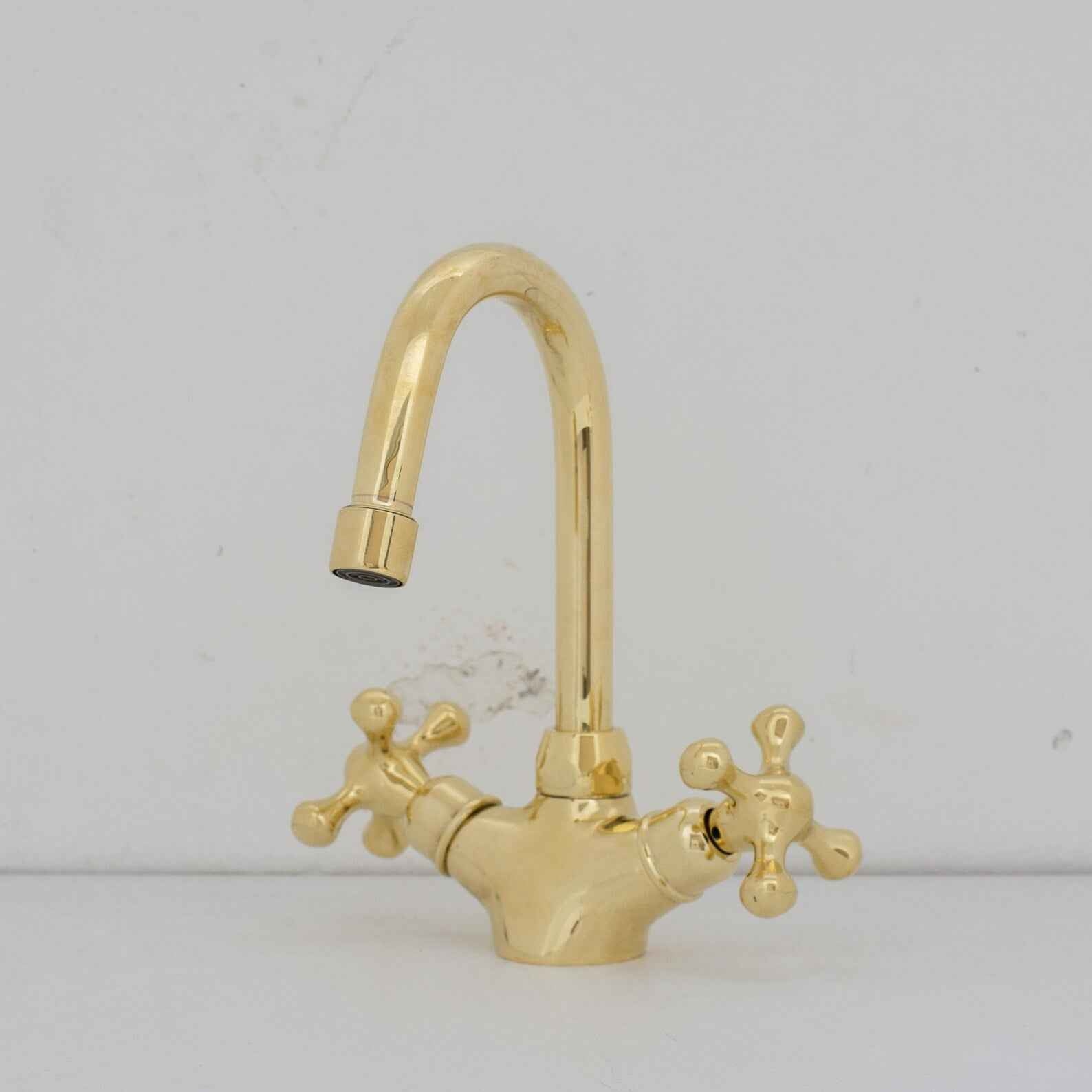 Unlacquered Brass Mixer Faucet | Single Hole Lever Handle Tap | Compact Short Bathroom Faucet – HANSA HANDICRAFT