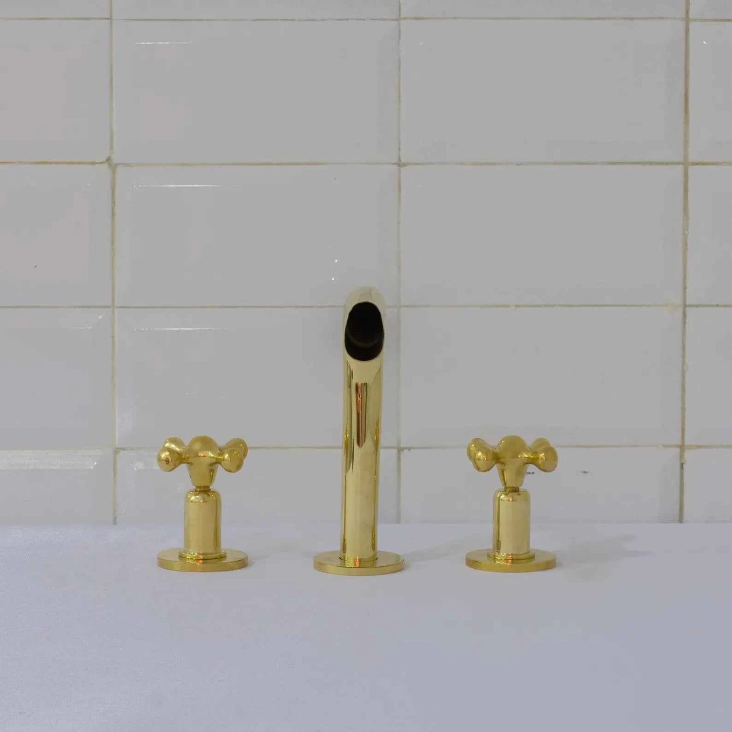 Handcrafted Unlacquered Brass Widespread Faucet | 3-Hole Waterfall Bathroom Sink Fixture – HANSA HANDICRAFT