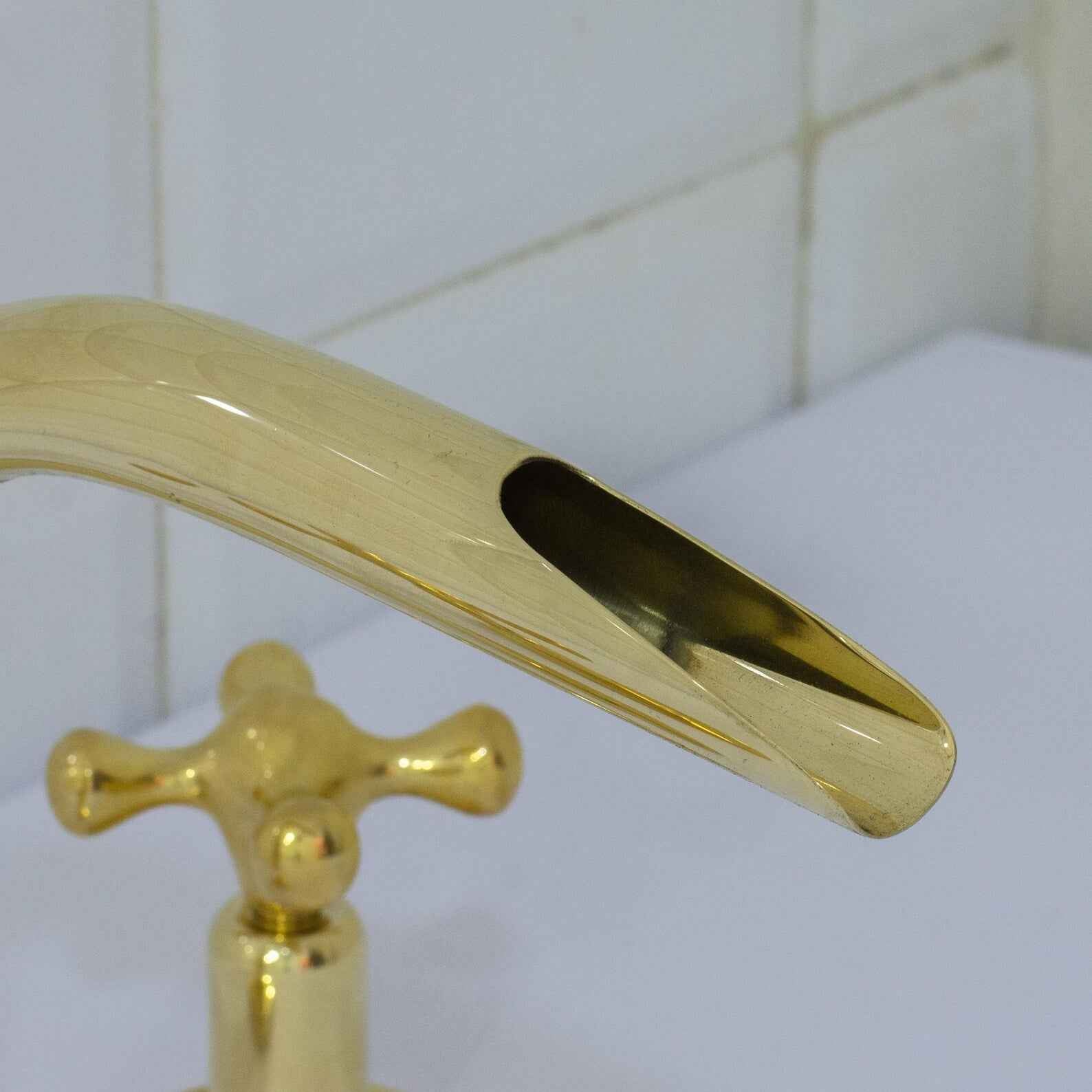 Handcrafted Unlacquered Brass Widespread Faucet | 3-Hole Waterfall Bathroom Sink Fixture – HANSA HANDICRAFT