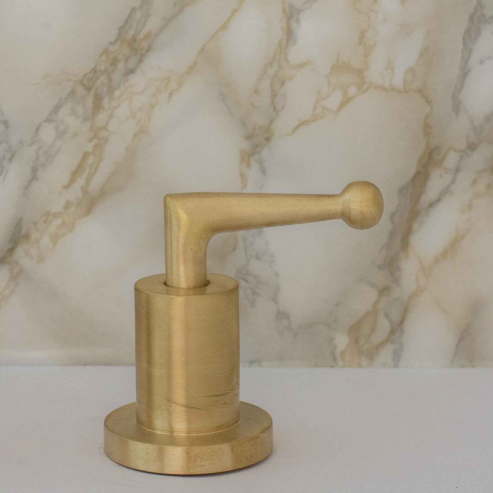 Unlacquered Brass Single Hole Faucet | Solid Brass Lever Handle Mixer Tap | Compact Bathroom Faucet – HANSA HANDICRAFT