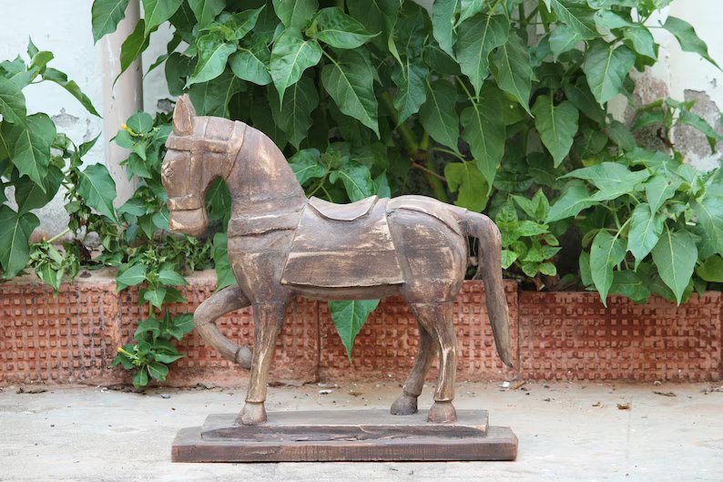 Vintage Metal offers Decorative Horse Sculpture | Natural antique Metal Horse on Ground | Rare Indian Collectible with Patina