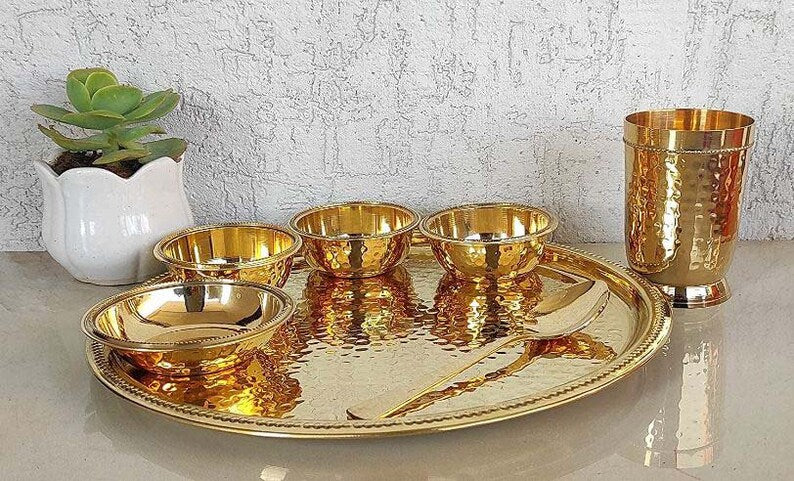 Pure Brass Hammered Design 7 Pieces Dinner Set(Thali Set of 1 Plate, 1 Glass, 1 Spoon, 1 Small Plate & 3 Bowls) Color- Gold