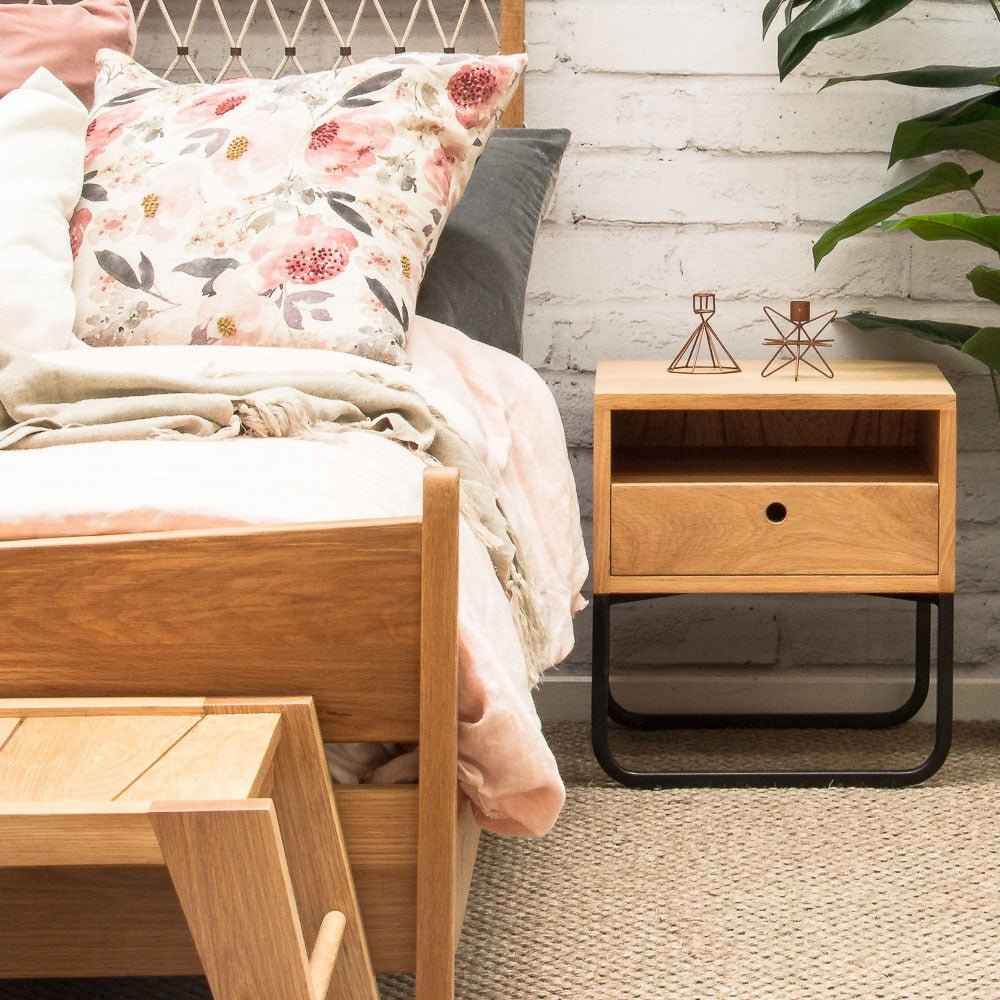 JAYDEN (BED)SIDE TABLE / BLACK FRAME