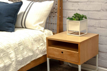 JAYDEN (BED)SIDE TABLE / WHITE FRAME