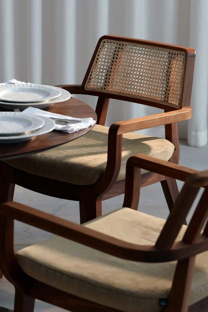 Introducing Nayla Chair: Elevate Your Space with Timeless Style