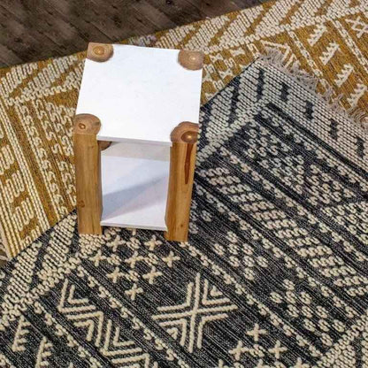 KENDARI SIDE TABLE | TEAK