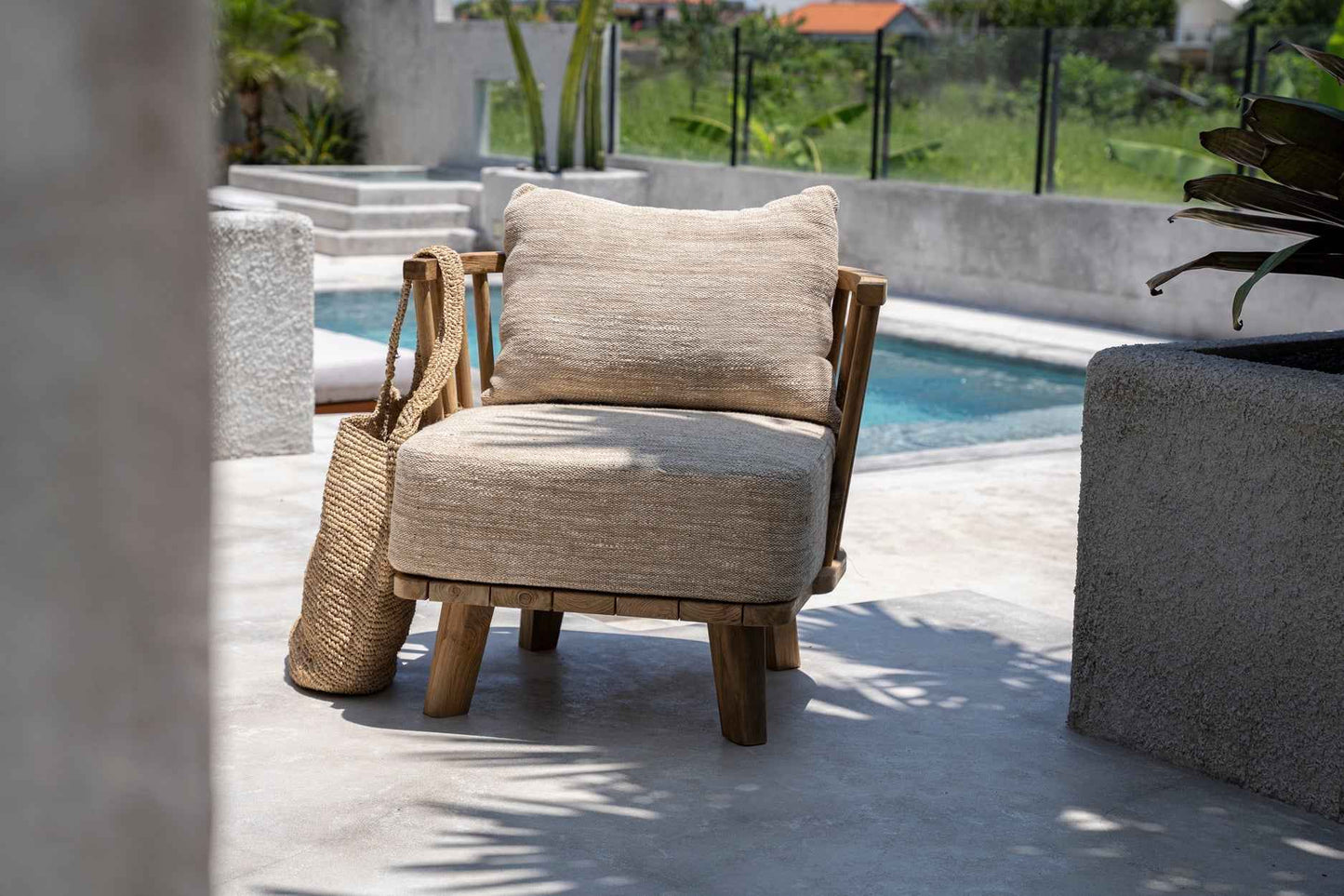 MALAWI ONE-SEATER SOFA CHAIR | BEIGE | RECLAIMED TEAK | IN-OUTDOORS