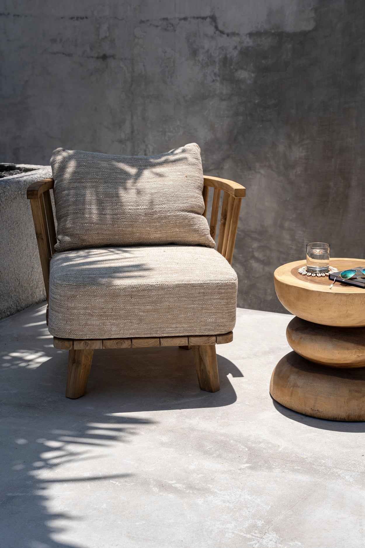 MALAWI ONE-SEATER SOFA CHAIR | BEIGE | RECLAIMED TEAK | IN-OUTDOORS