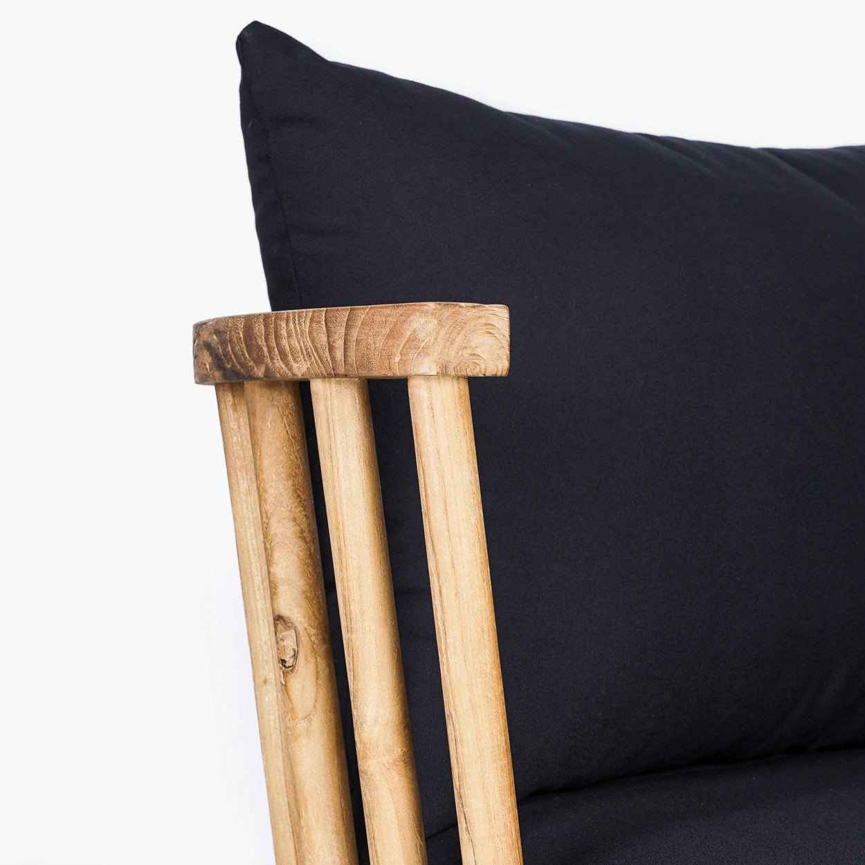 MALAWI ONE-SEATER SOFA CHAIR | BLACK | RECLAIMED TEAK | IN-OUTDOORS