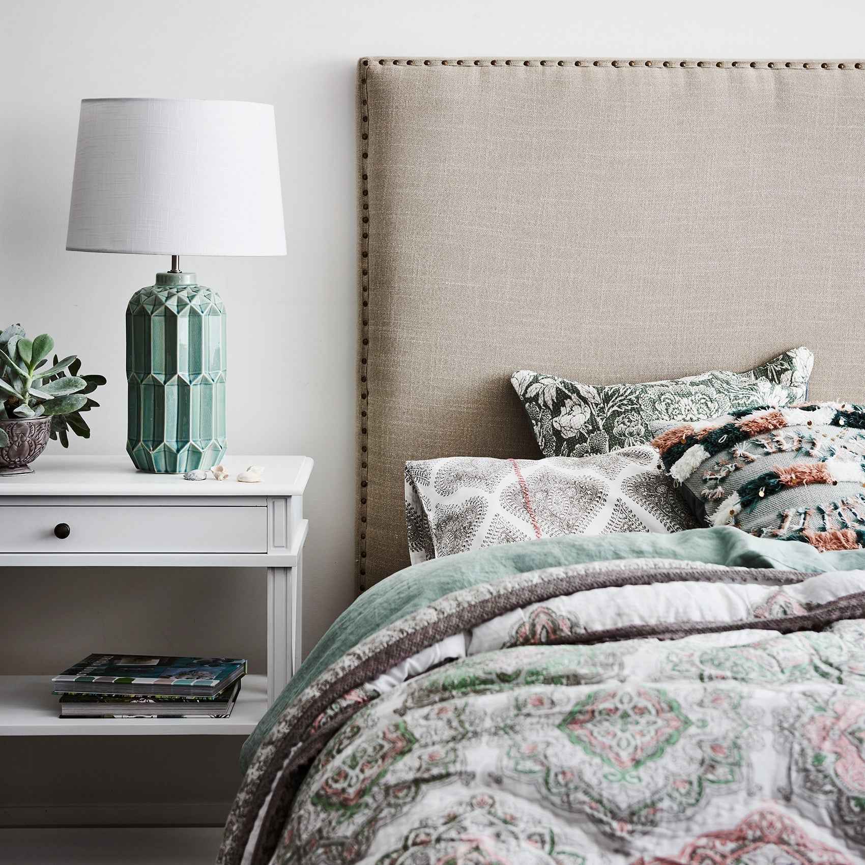 MANTO (BED)SIDE TABLE | LARGE | WHITE