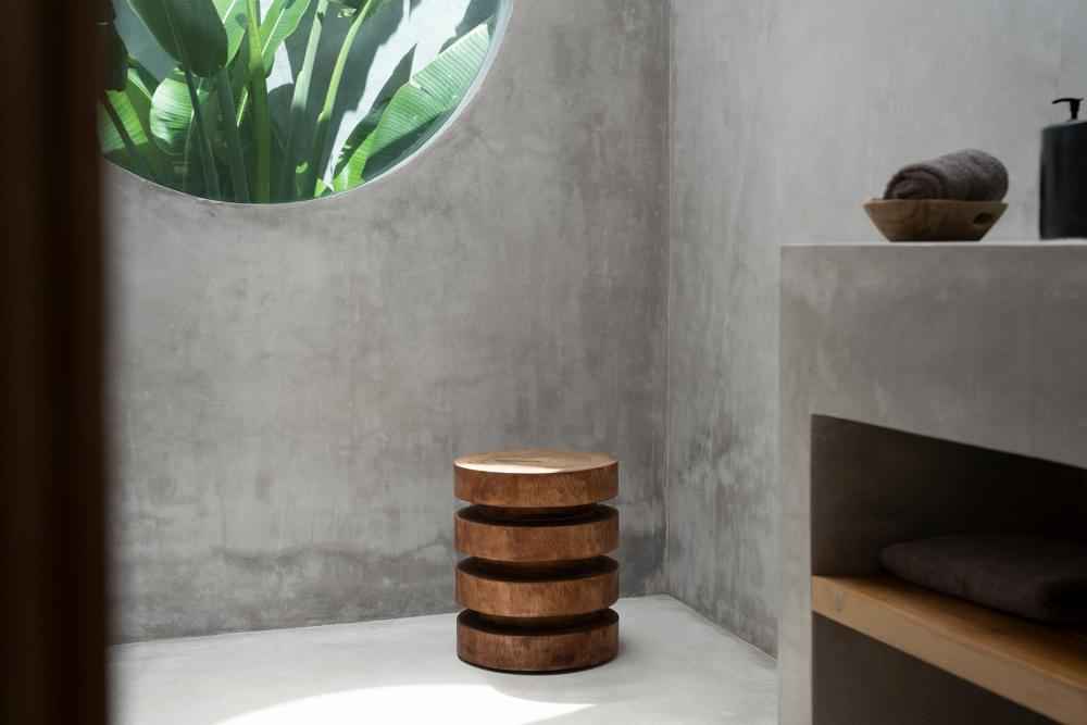 MASSAKA SIDE TABLE + STOOL
