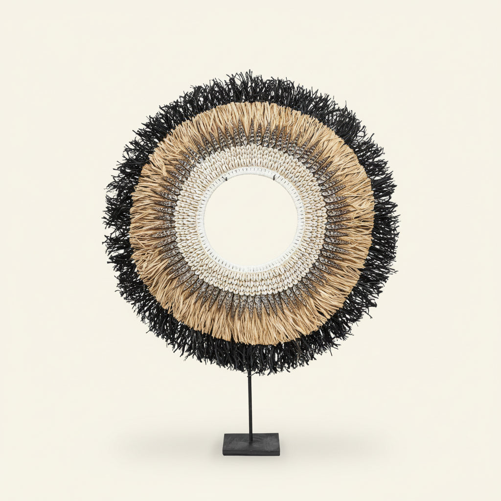 MOJO RAFFIA ON STAND / BLACK
